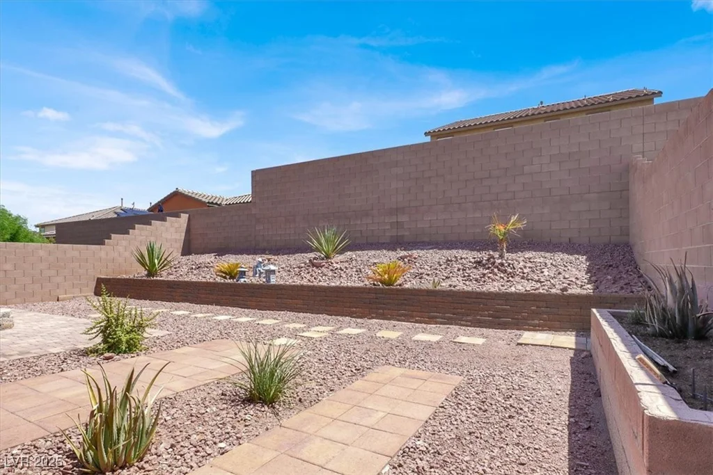 925 Midnight View, Henderson, NV 89015