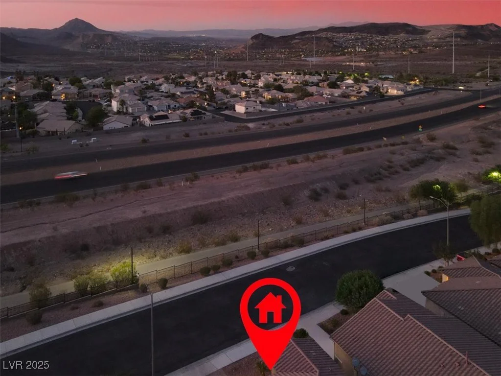925 Midnight View, Henderson, NV 89015