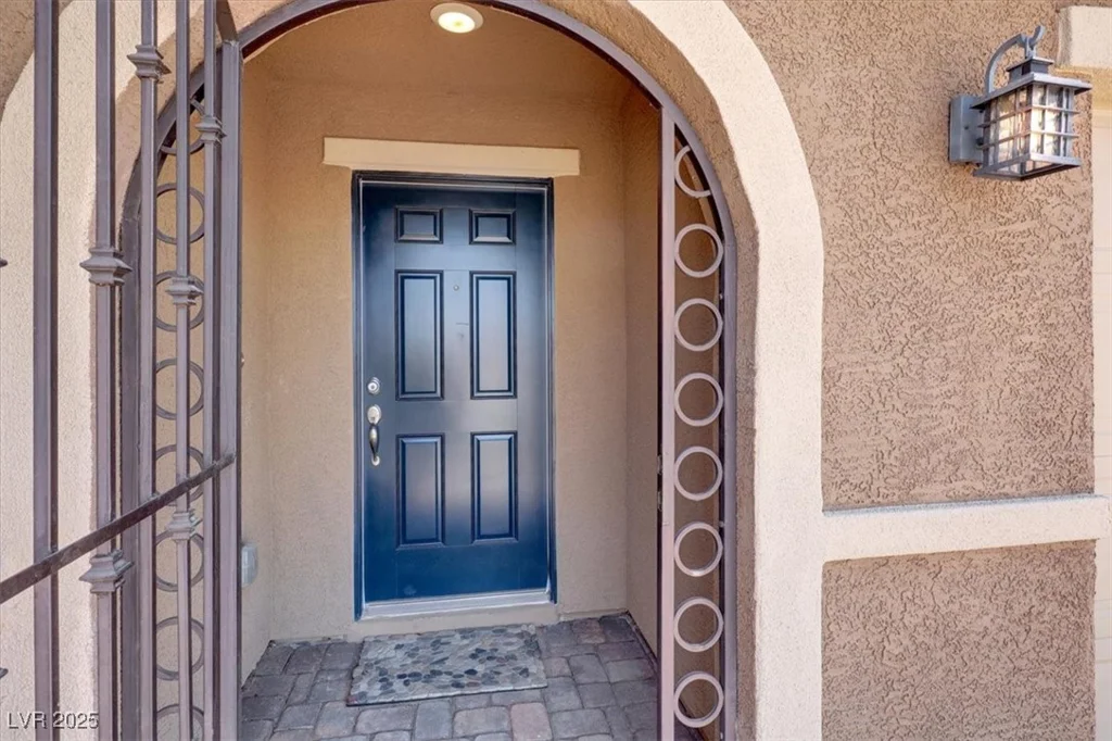925 Midnight View, Henderson, NV 89015