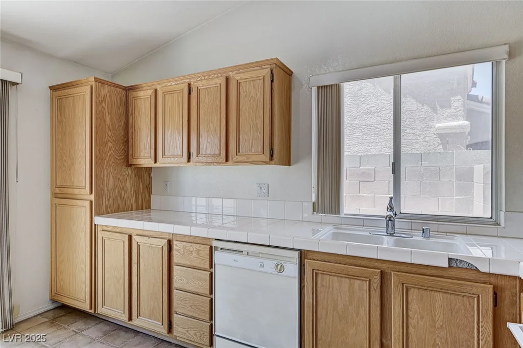5917 Briar Rose, Las Vegas, NV 89130