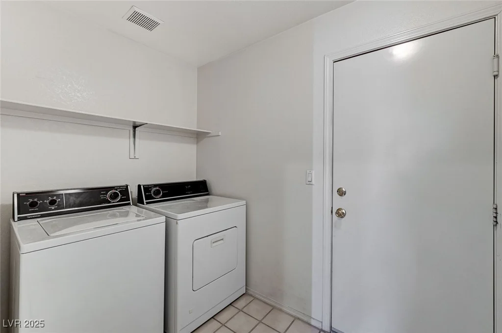 5917 Briar Rose, Las Vegas, NV 89130