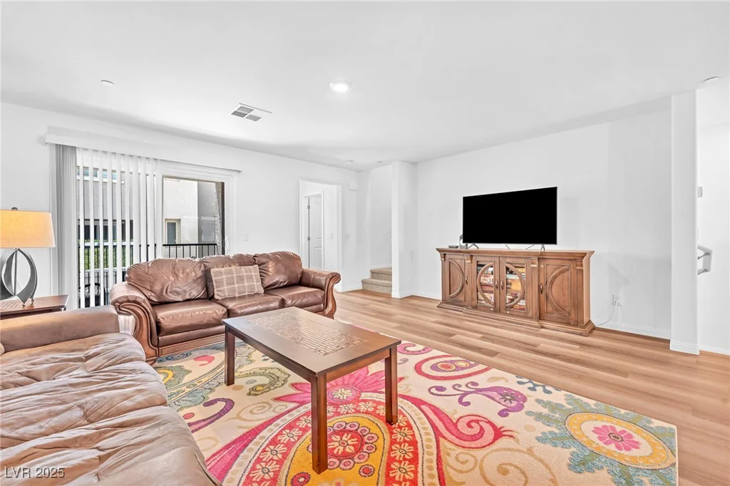 12323 Dusk Blue, Las Vegas, NV 89183