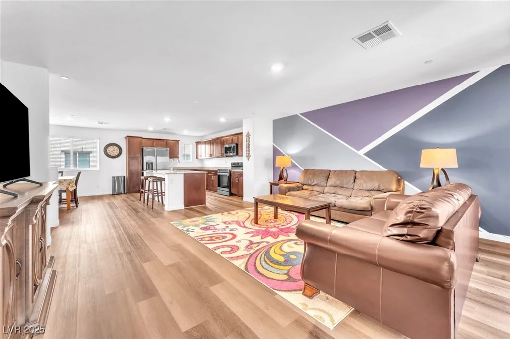 12323 Dusk Blue, Las Vegas, NV 89183
