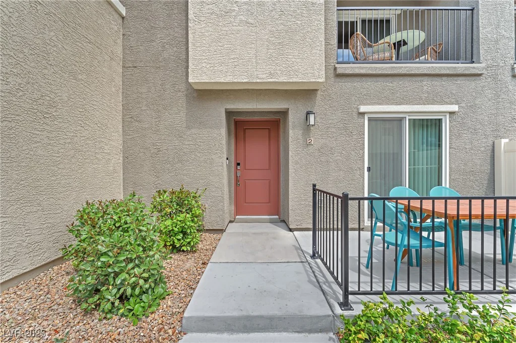 12323 Dusk Blue, Las Vegas, NV 89183