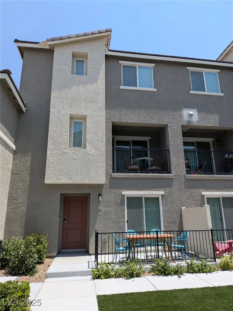 12323 Dusk Blue, Las Vegas, NV 89183