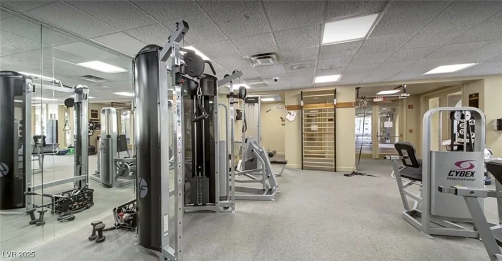 220 Flamingo, Las Vegas, NV 89169