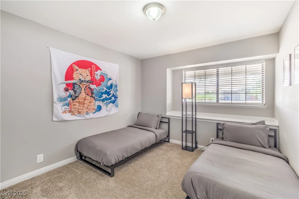 5048 Champions, Las Vegas, NV 89142
