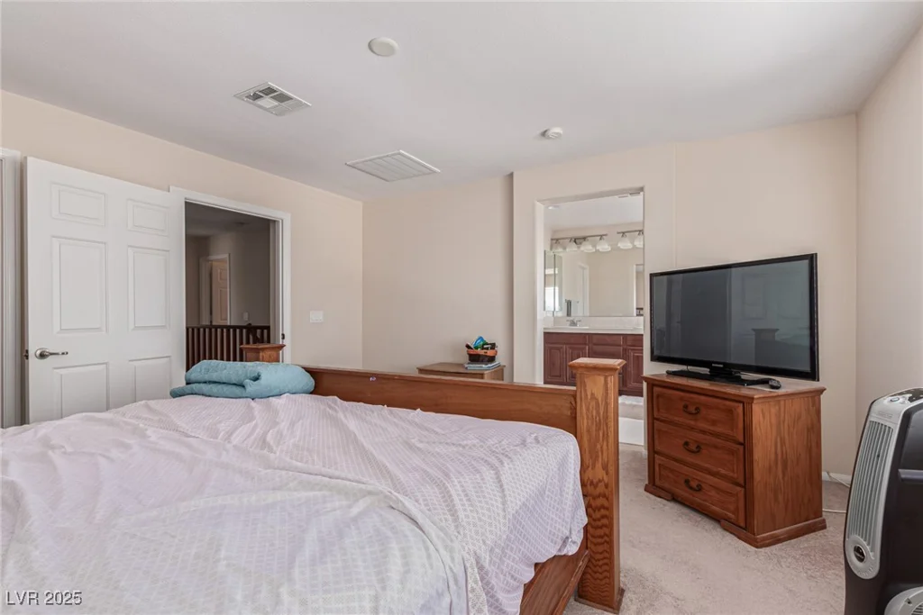 9221 Thunder Falls, Las Vegas, NV 89149