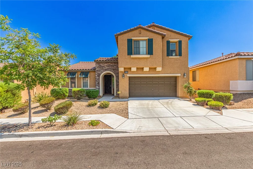 9221 Thunder Falls, Las Vegas, NV 89149