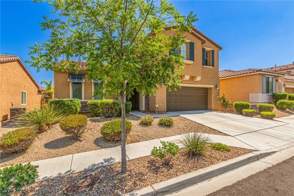 9221 Thunder Falls, Las Vegas, NV 89149