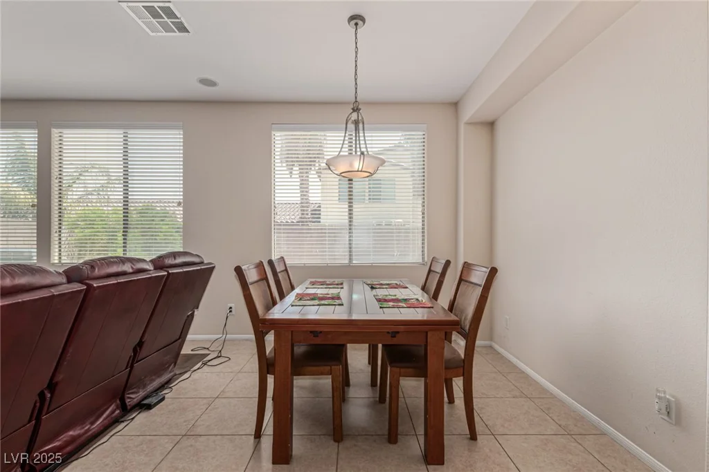 9221 Thunder Falls, Las Vegas, NV 89149