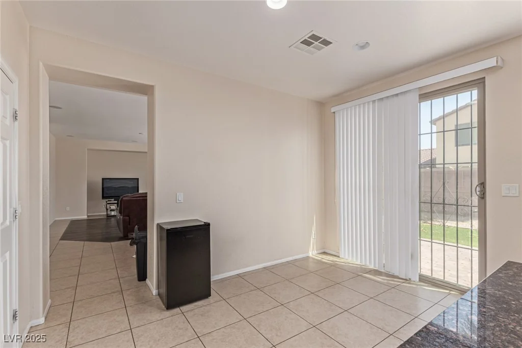 9221 Thunder Falls, Las Vegas, NV 89149