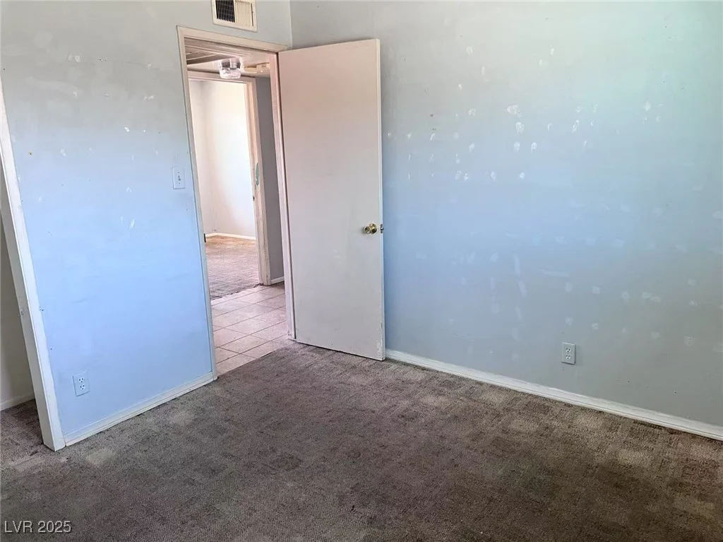 6120 Denver, Las Vegas, NV 89107