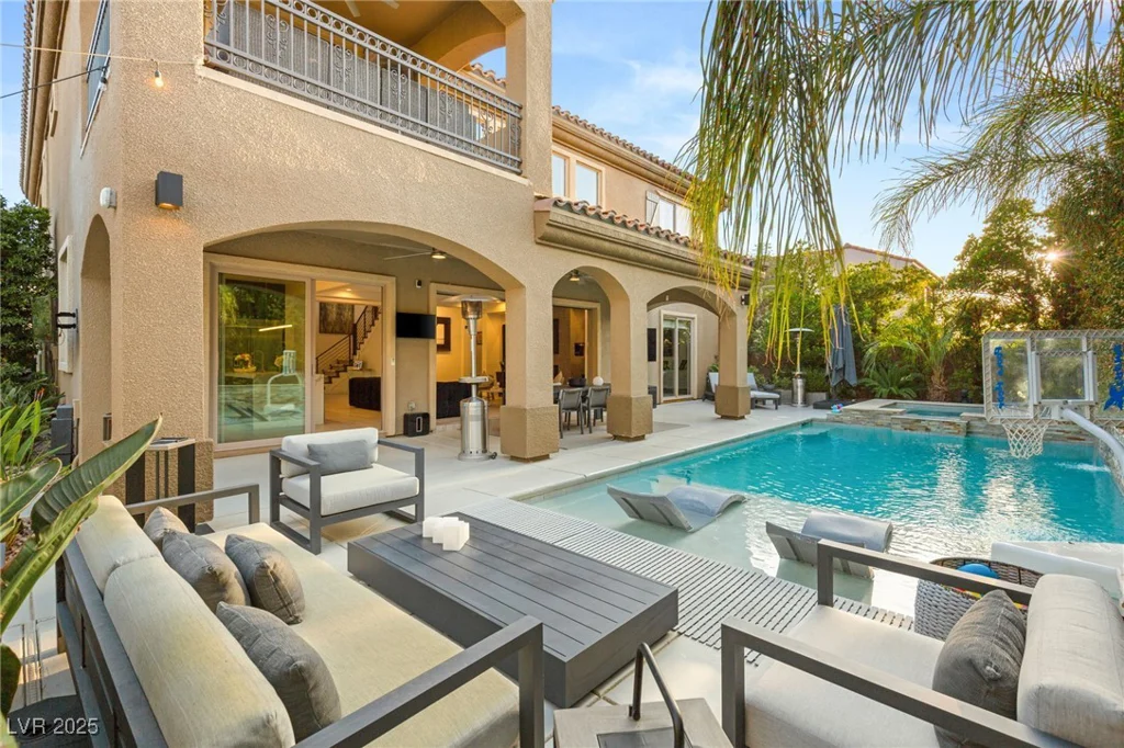 2240 Boutique, Henderson, NV 89044