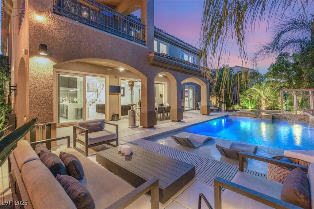 2240 Boutique, Henderson, NV 89044