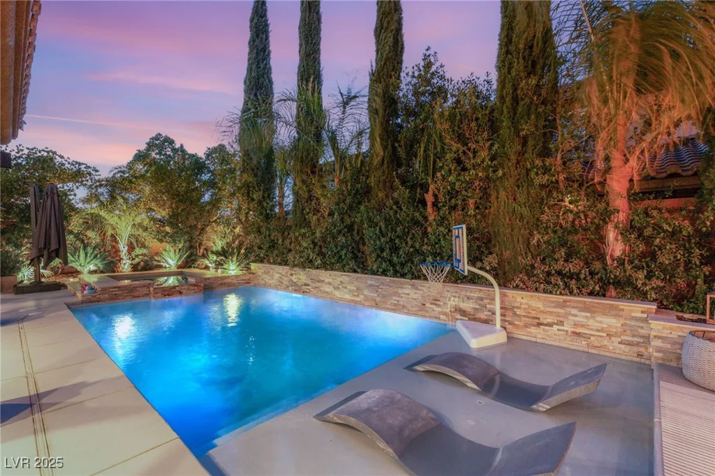 2240 Boutique, Henderson, NV 89044