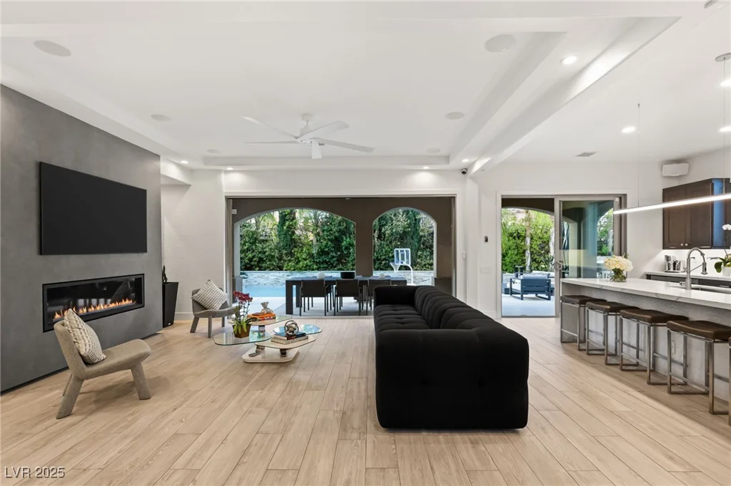 2240 Boutique, Henderson, NV 89044