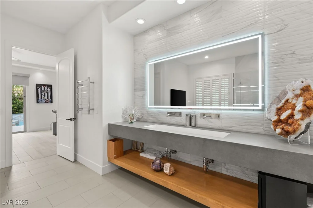 2240 Boutique, Henderson, NV 89044