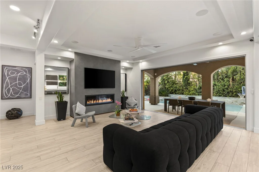 2240 Boutique, Henderson, NV 89044