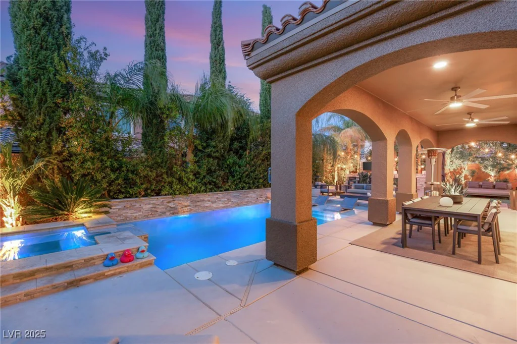 2240 Boutique, Henderson, NV 89044
