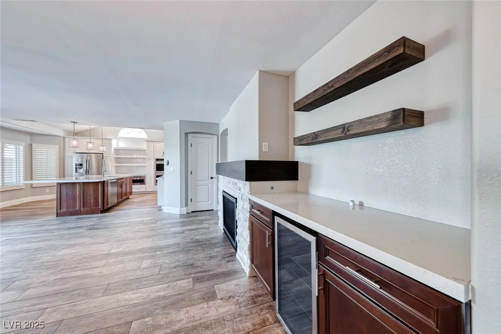 8620 Estrelita, Las Vegas, NV 89128