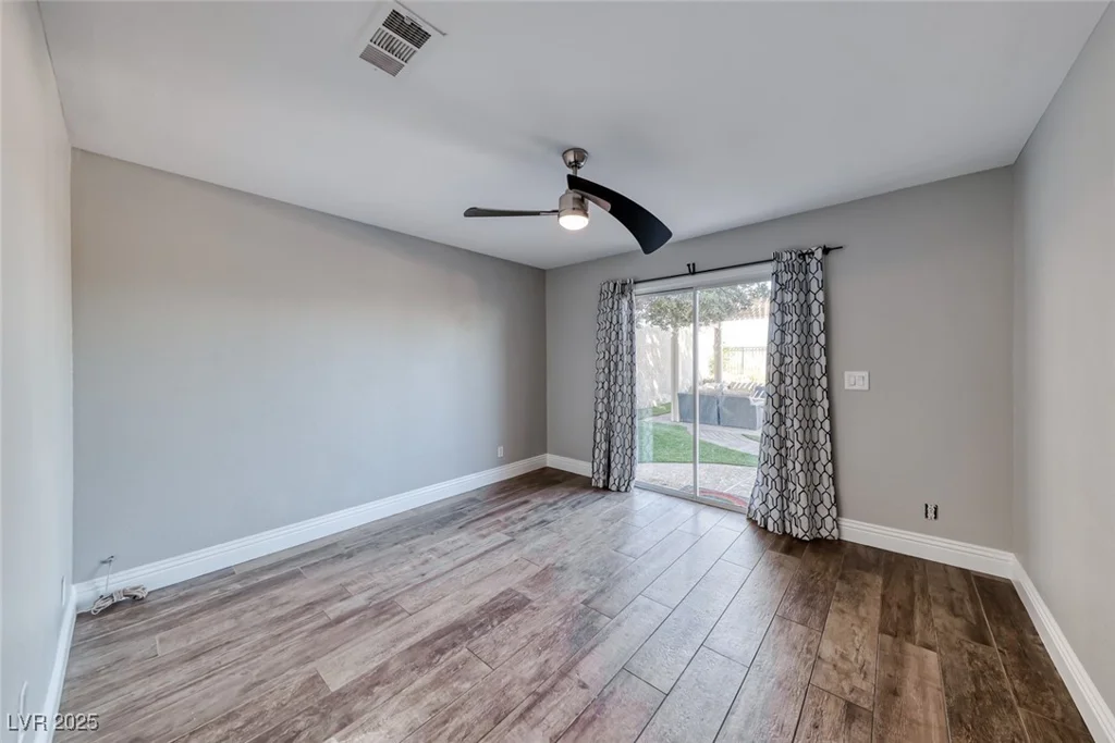 8620 Estrelita, Las Vegas, NV 89128