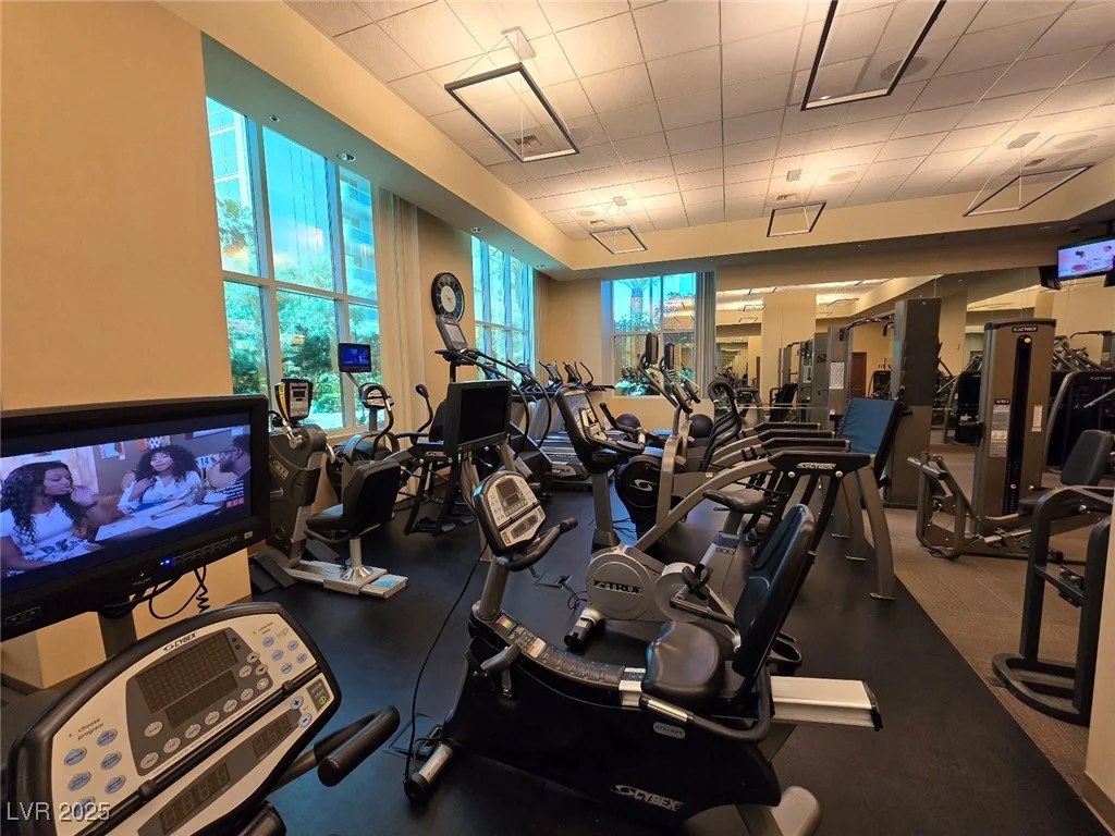 135 Harmon, Las Vegas, NV 89109