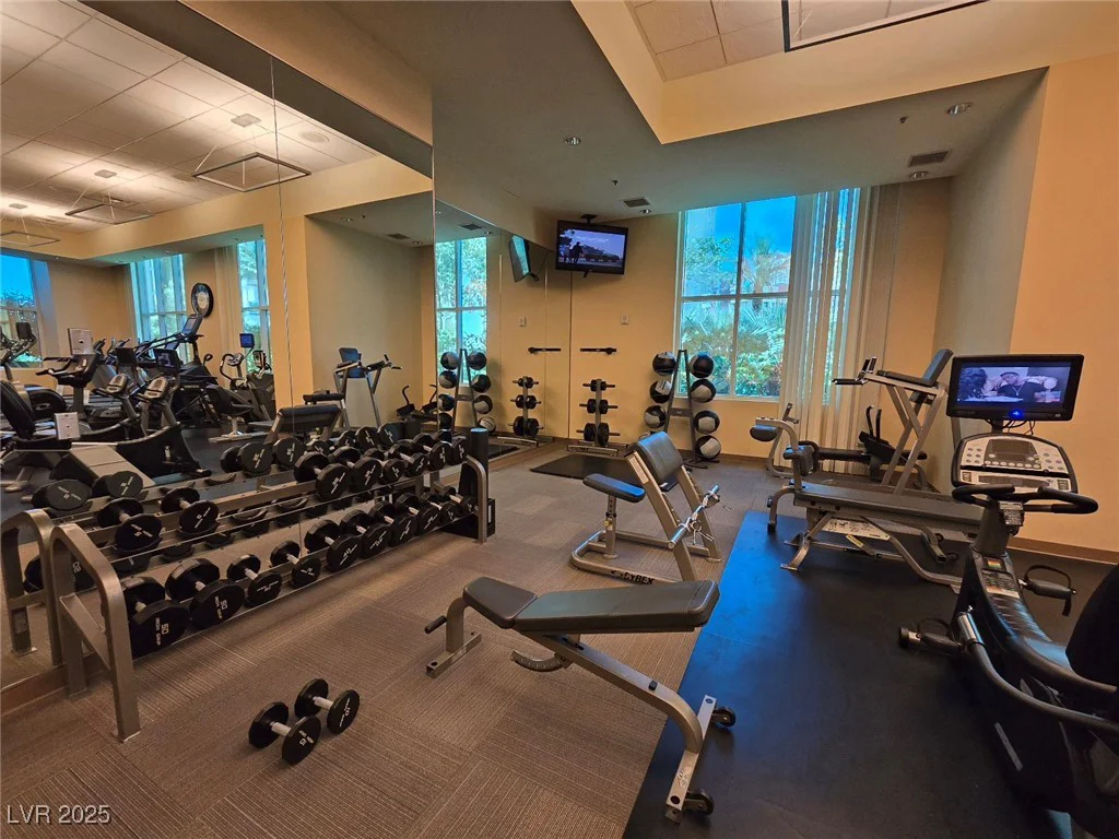 135 Harmon, Las Vegas, NV 89109