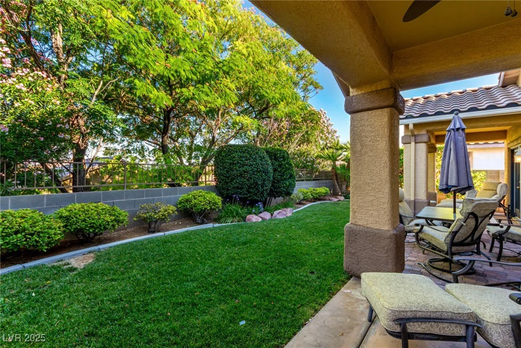 808 Royal Birch, Las Vegas, NV 89144