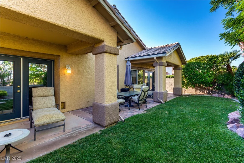 808 Royal Birch, Las Vegas, NV 89144