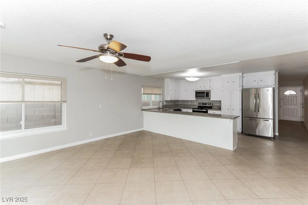 4737 Monaco, Las Vegas, NV 89121