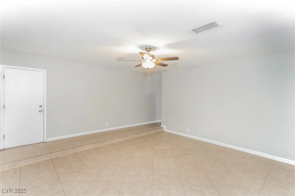 4737 Monaco, Las Vegas, NV 89121