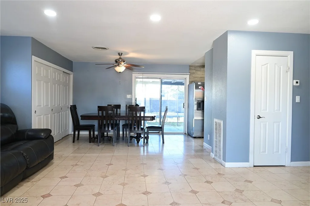 2712 Brady Ave, Las Vegas, NV 89101