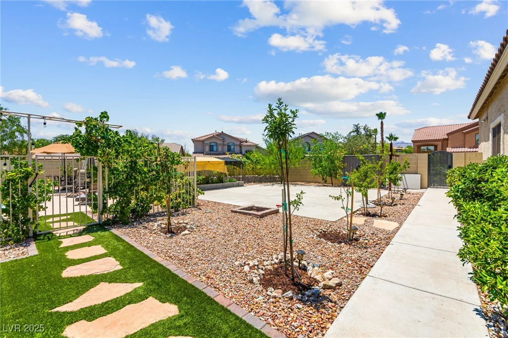 2892 Jamie Rose, Las Vegas, NV 89135