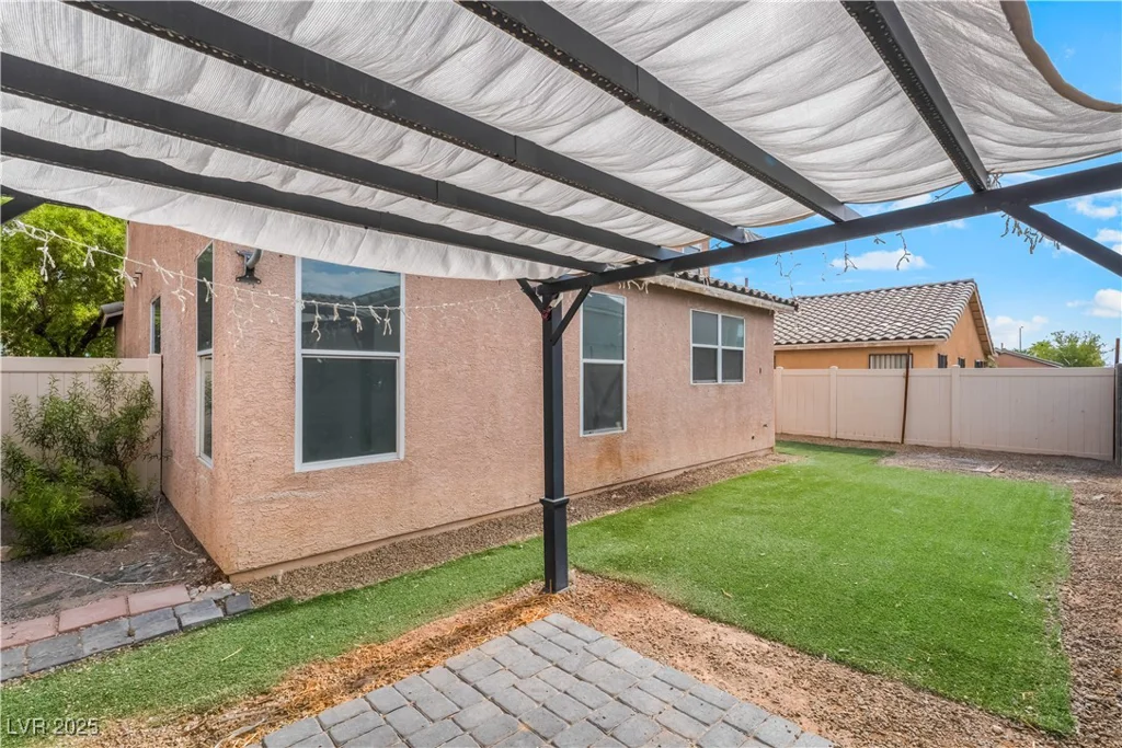 2501 LIVING ROCK, Las Vegas, NV 89106