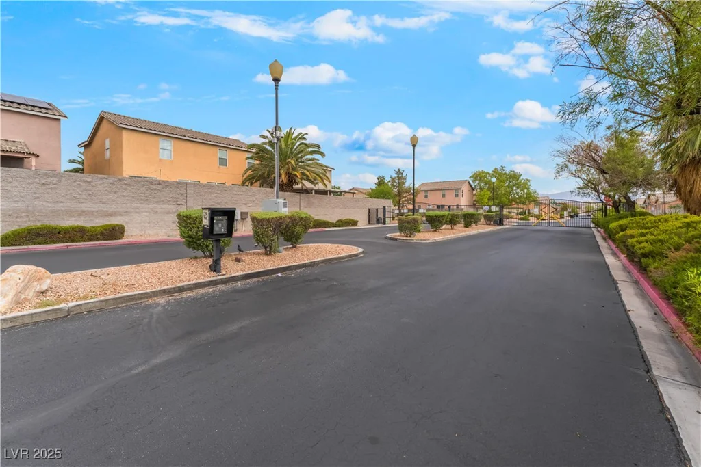 2501 LIVING ROCK, Las Vegas, NV 89106