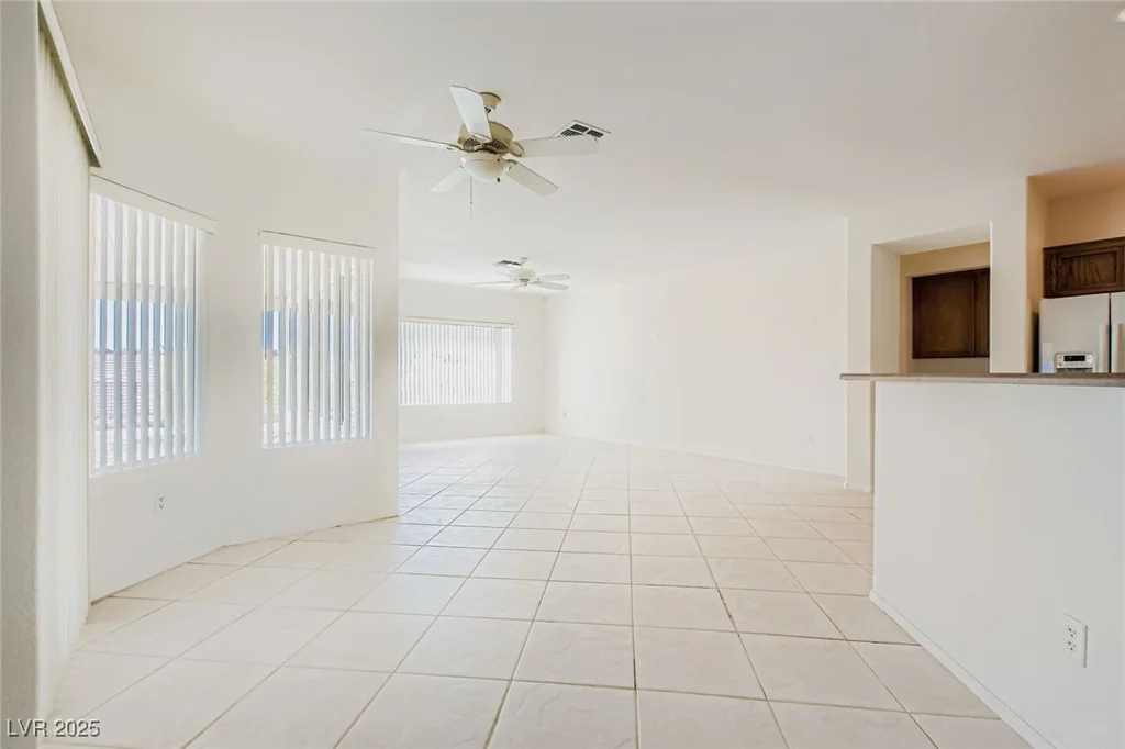 2016 Colvin Run, Henderson, NV 89052