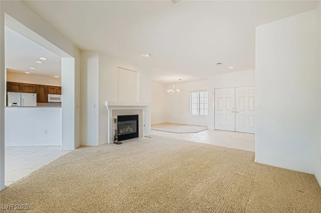 2016 Colvin Run, Henderson, NV 89052