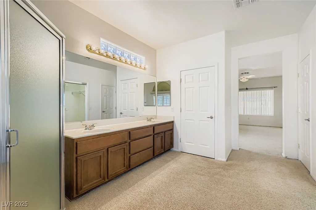 2016 Colvin Run, Henderson, NV 89052