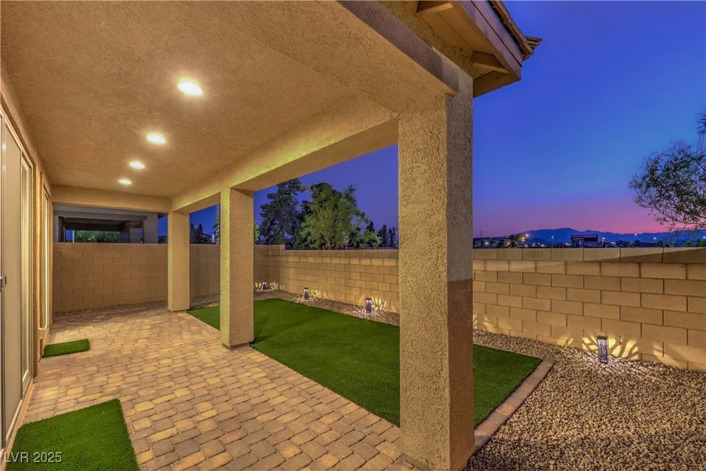 10089 Bismuth, Las Vegas, NV 89183