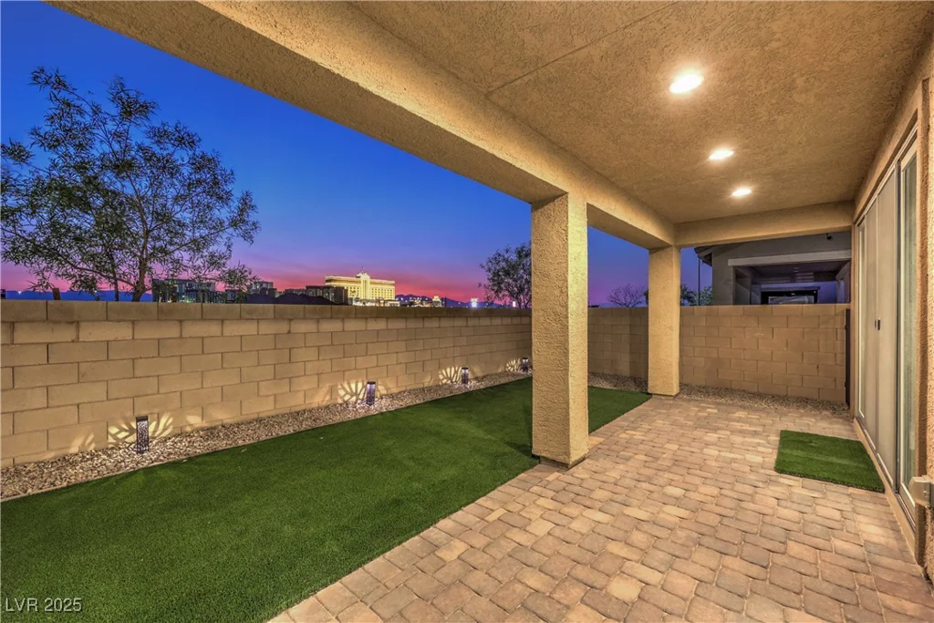 10089 Bismuth, Las Vegas, NV 89183
