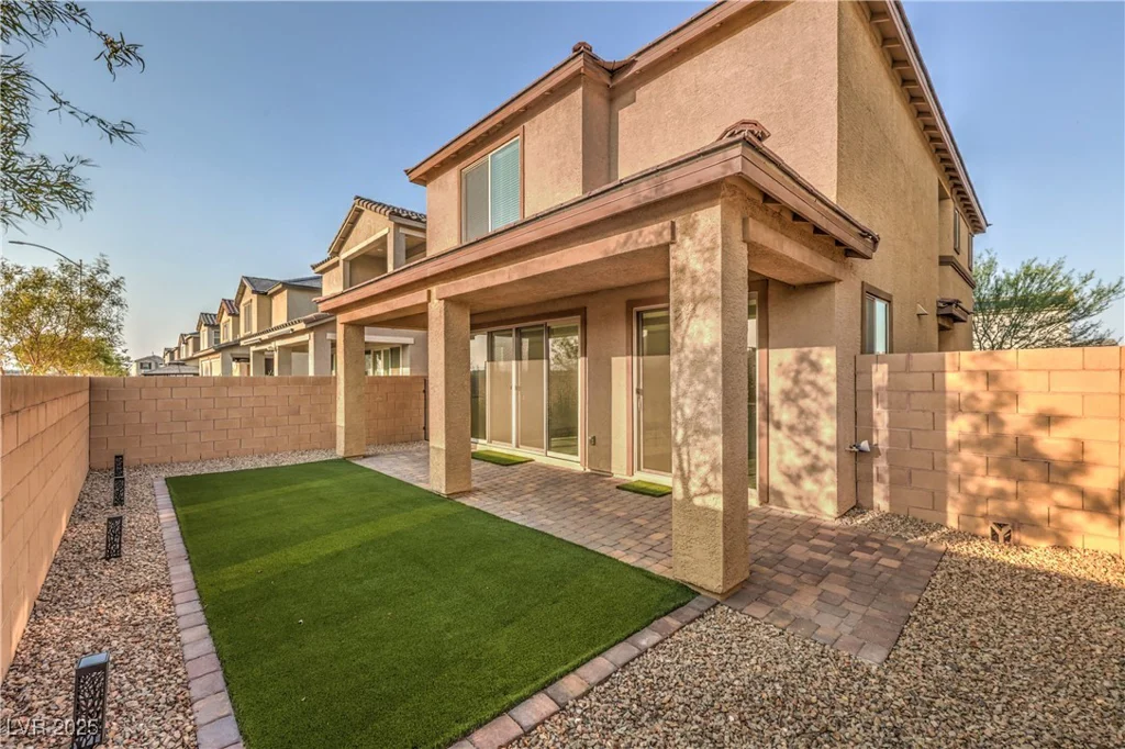 10089 Bismuth, Las Vegas, NV 89183