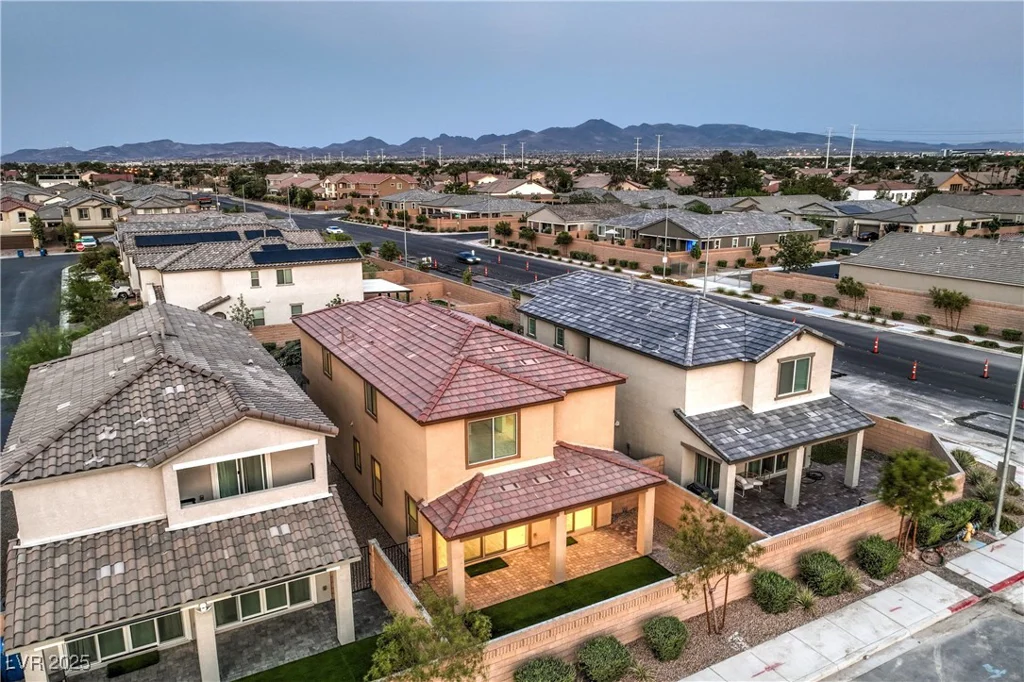 10089 Bismuth, Las Vegas, NV 89183