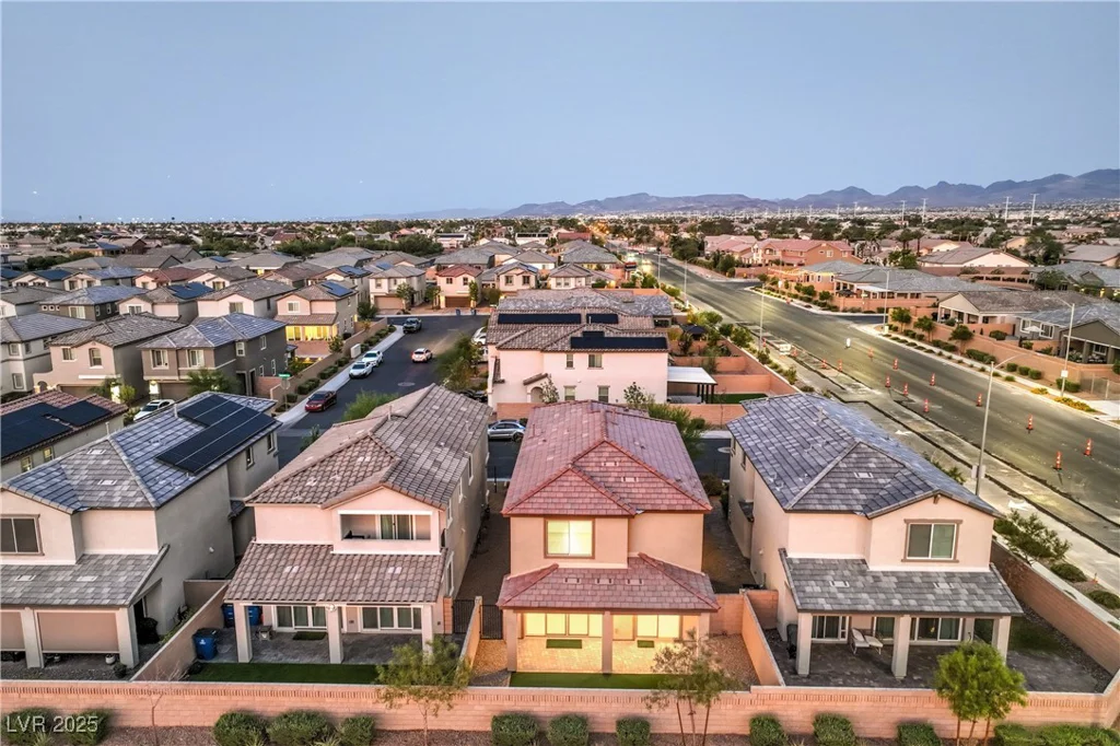 10089 Bismuth, Las Vegas, NV 89183