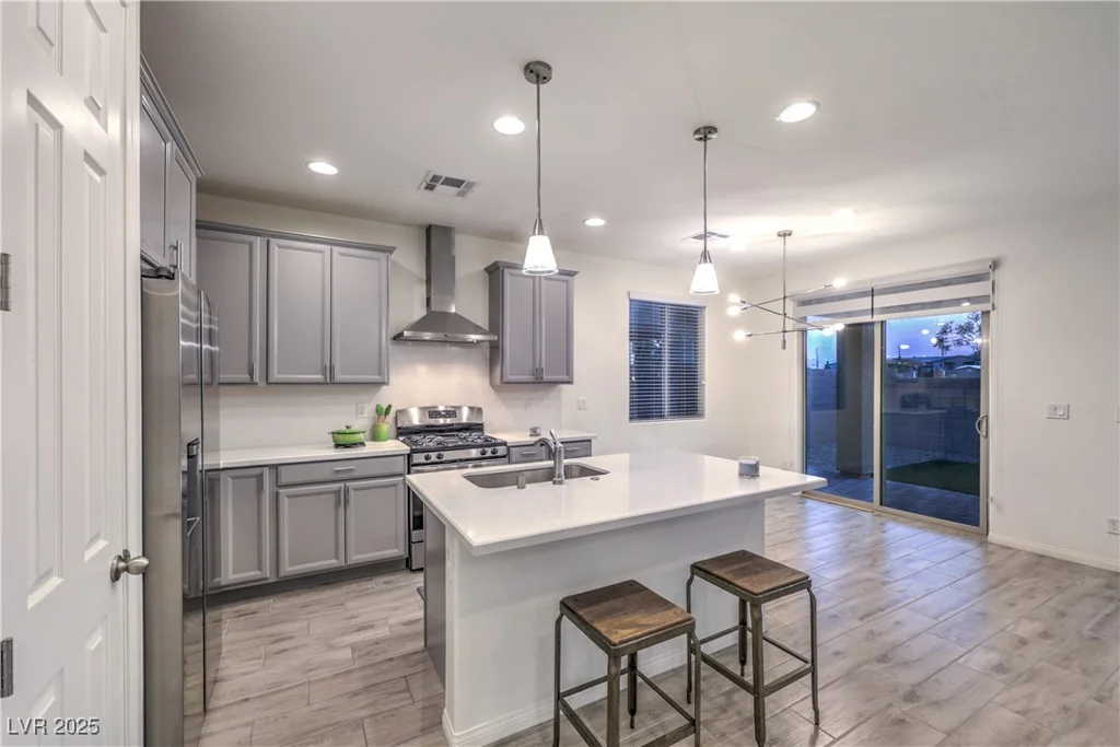 10089 Bismuth, Las Vegas, NV 89183