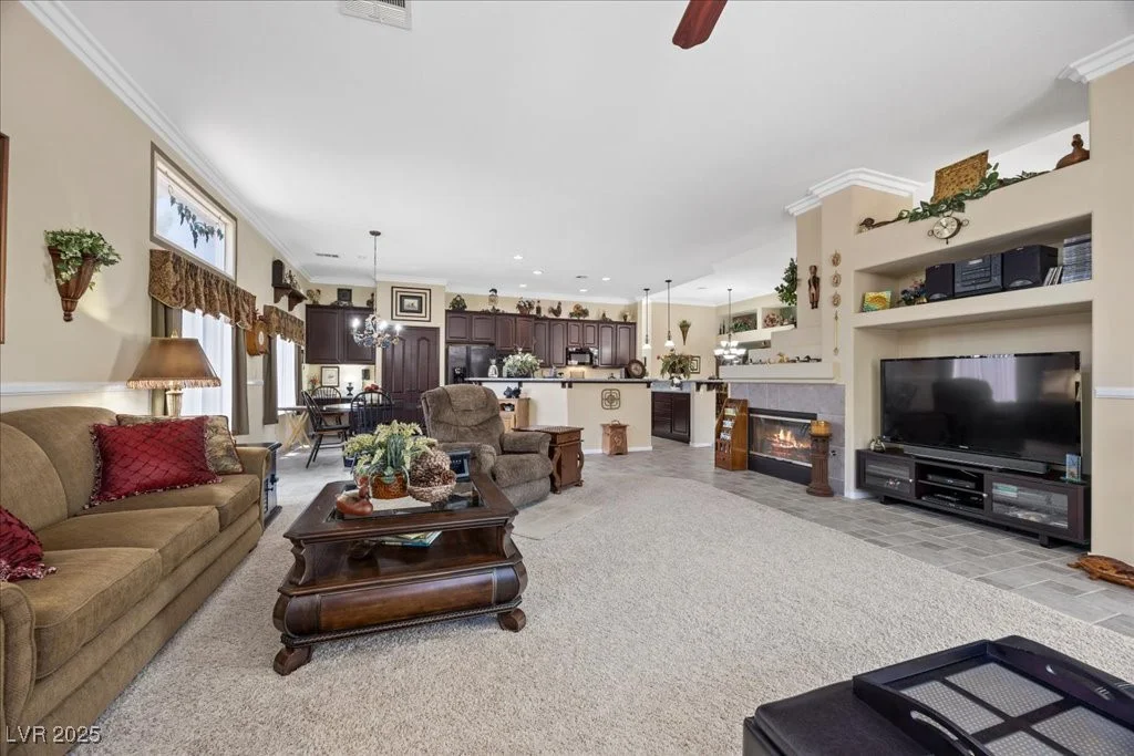 302 Hollywood, Las Vegas, NV 89110