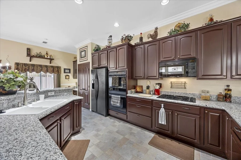 302 Hollywood, Las Vegas, NV 89110