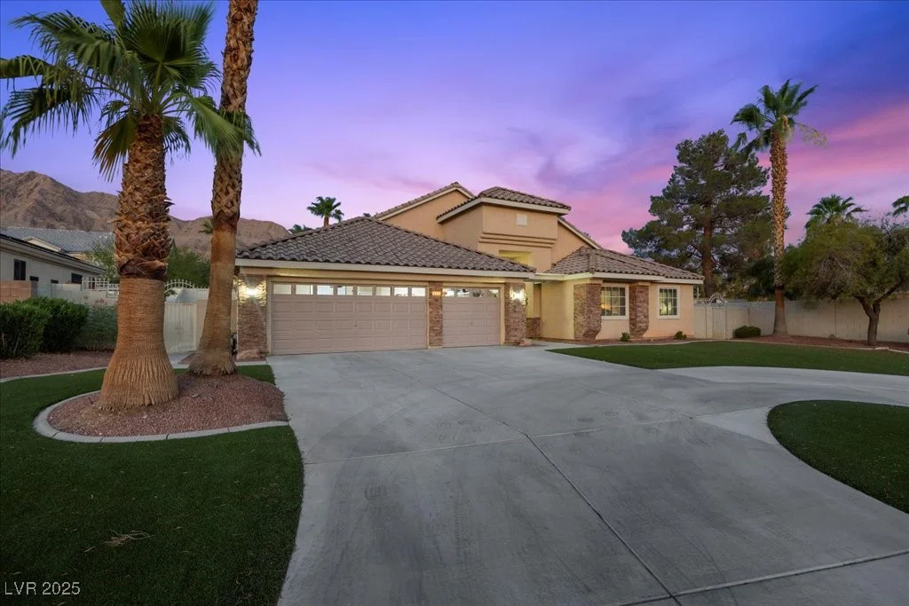 302 Hollywood, Las Vegas, NV 89110