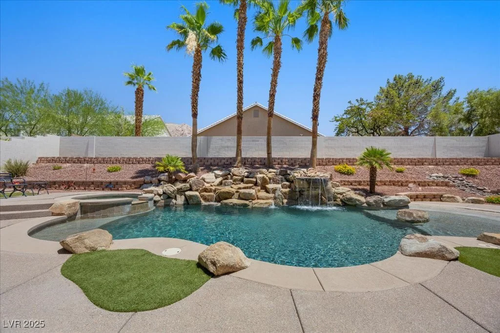 302 Hollywood, Las Vegas, NV 89110