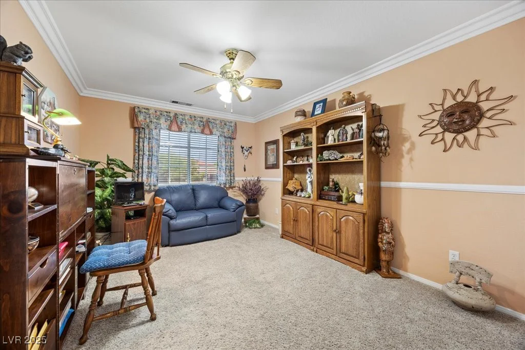 302 Hollywood, Las Vegas, NV 89110